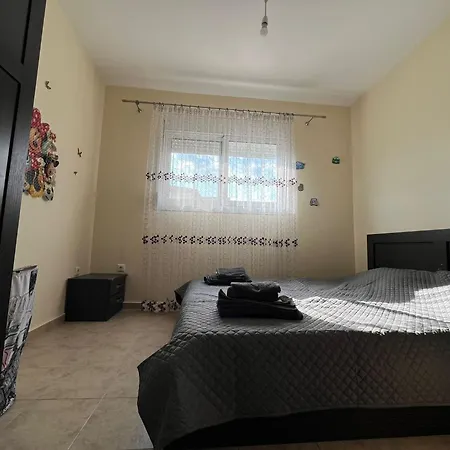 μεζονέτα θαλασσα * Pszakúdia